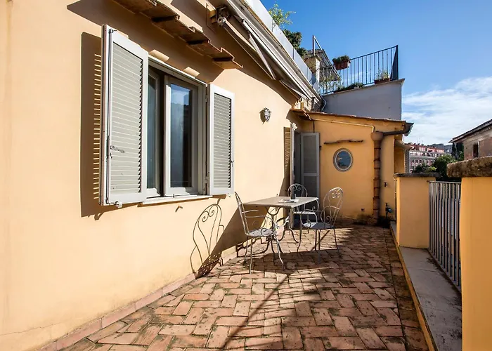 Colosseum Boutique Penthouse With Private Terraces *